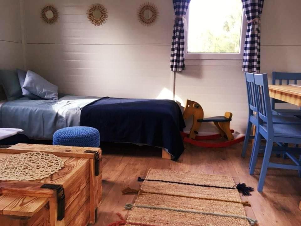Miodowy Zakatek Caloroczne Domki I Pokoje Przy Suntago, Deepspot, Pyszne Sniadania, Grill, Ognisko Mszczonow Exterior photo